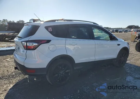 2017 Ford Escape Se z USA, uszkodzony, nr VIN 1FMCU9G93HUE29420